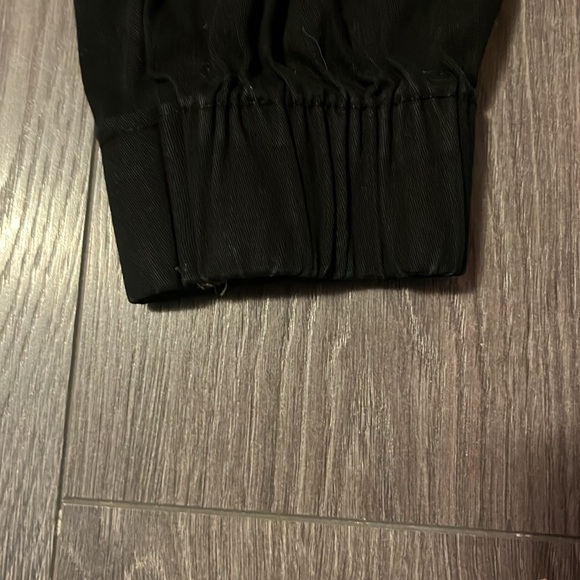 ☀️Refuge Cargo Two Tone Pants size small super & and comfortable pockets! - Picture 9 of 12